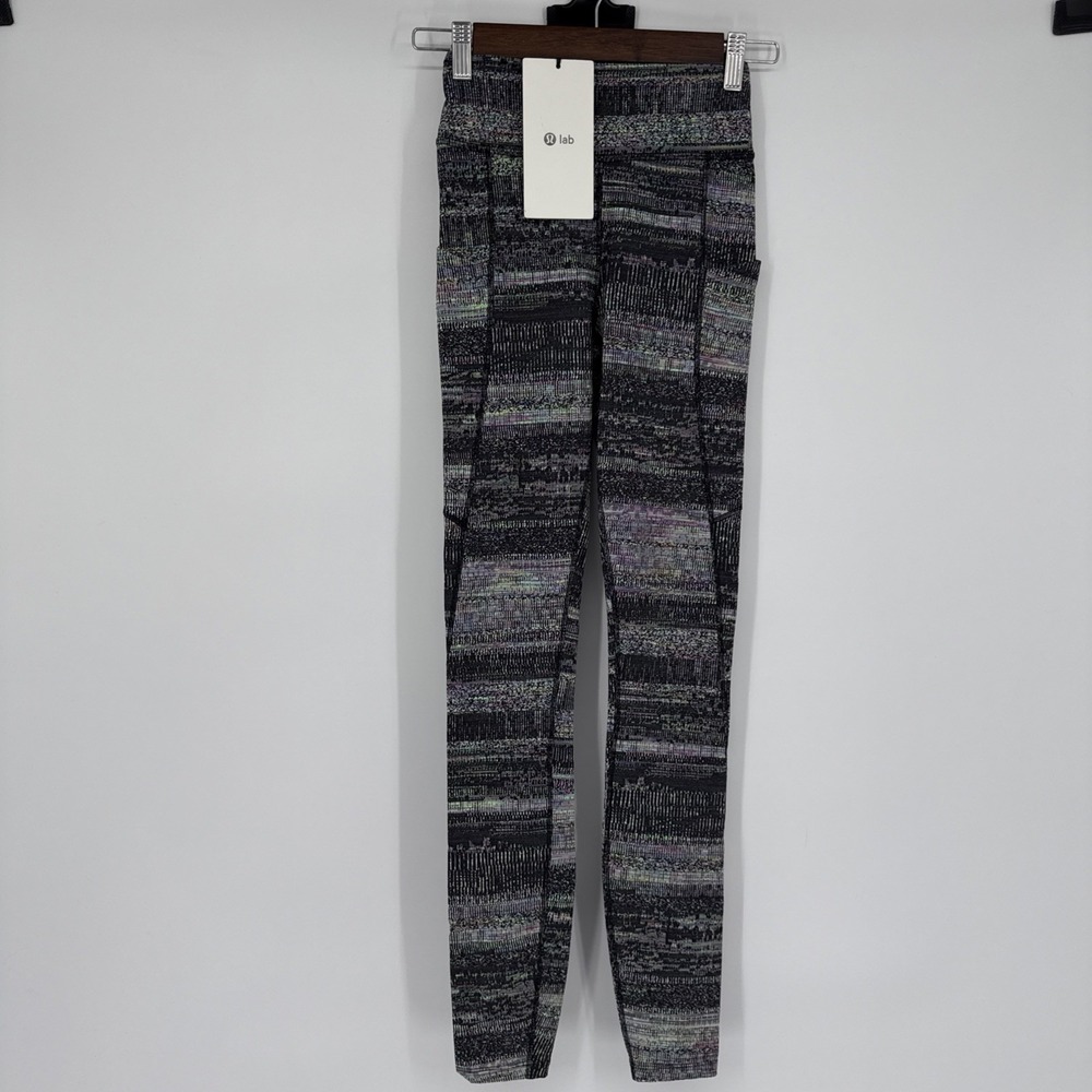 NWT Lululemon Lab Luxtreme HR Tight Size 2 Wicking Stretch High Rise Geometric